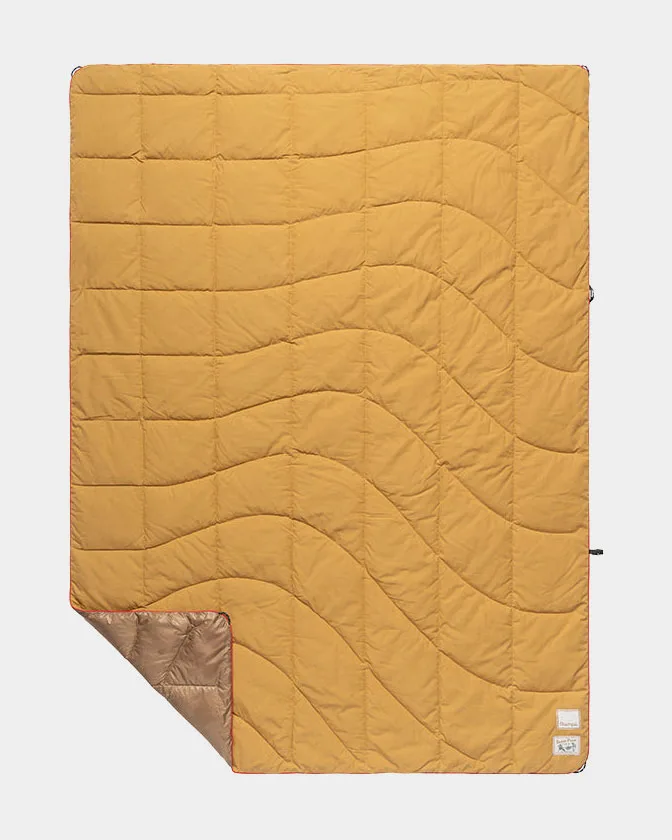 outdoor-blankets-snow-peak-takibi