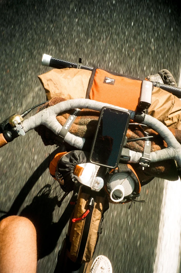 Brandon-Herrell-Bikepacking-Tips-Handlebars