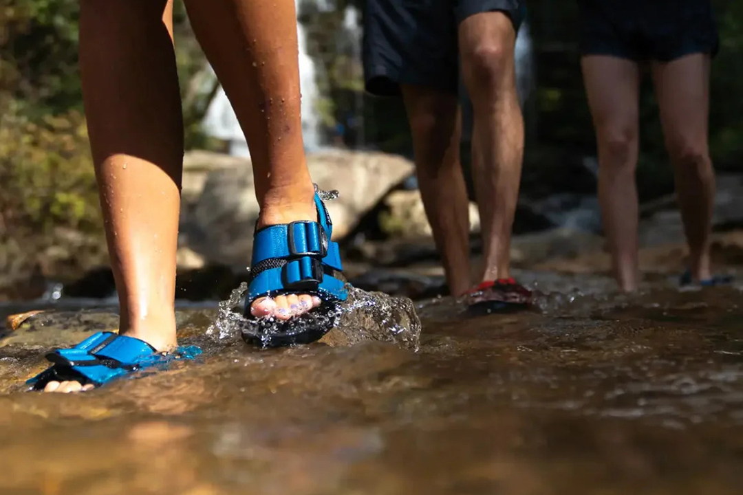 Trekking sandals store