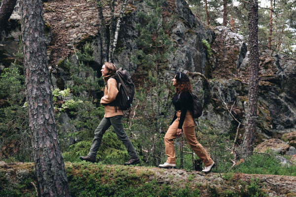 Stylish Women's Outdoor Clothing by Astrid Wild
