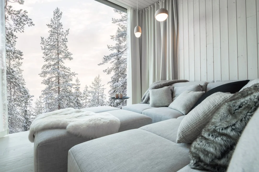 arctic-treehouse-hotel-finland-studio-puisto-living