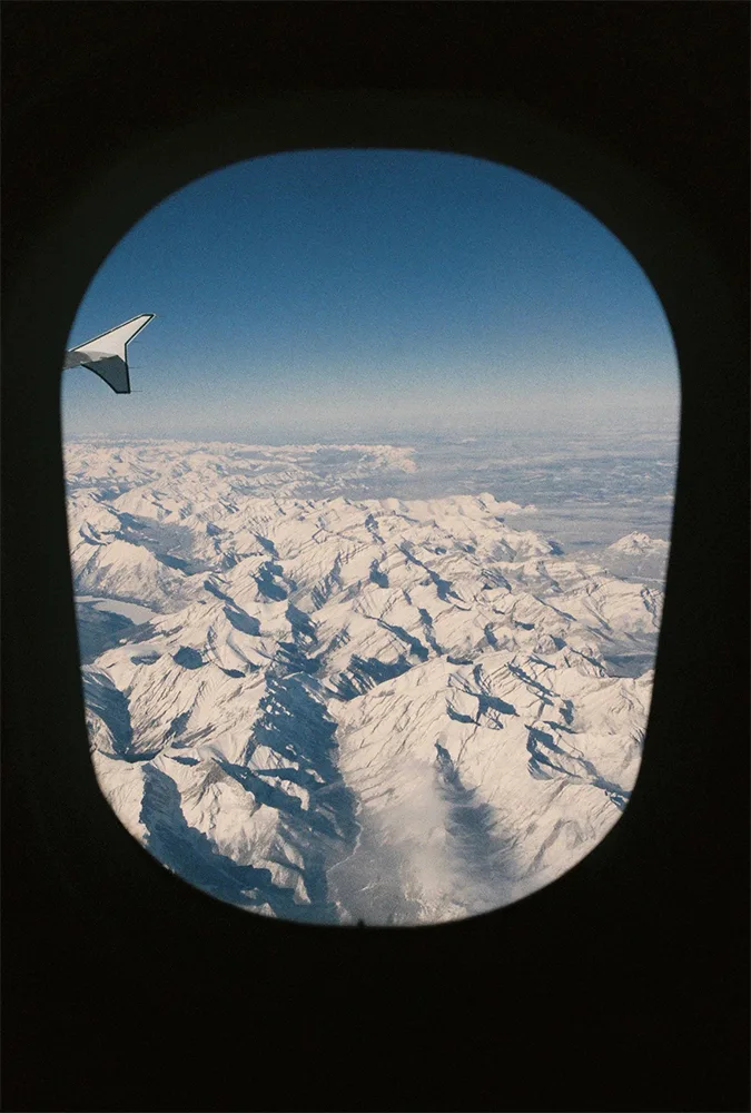 Rob-Heule-Fieldmag-5-Plane-Window