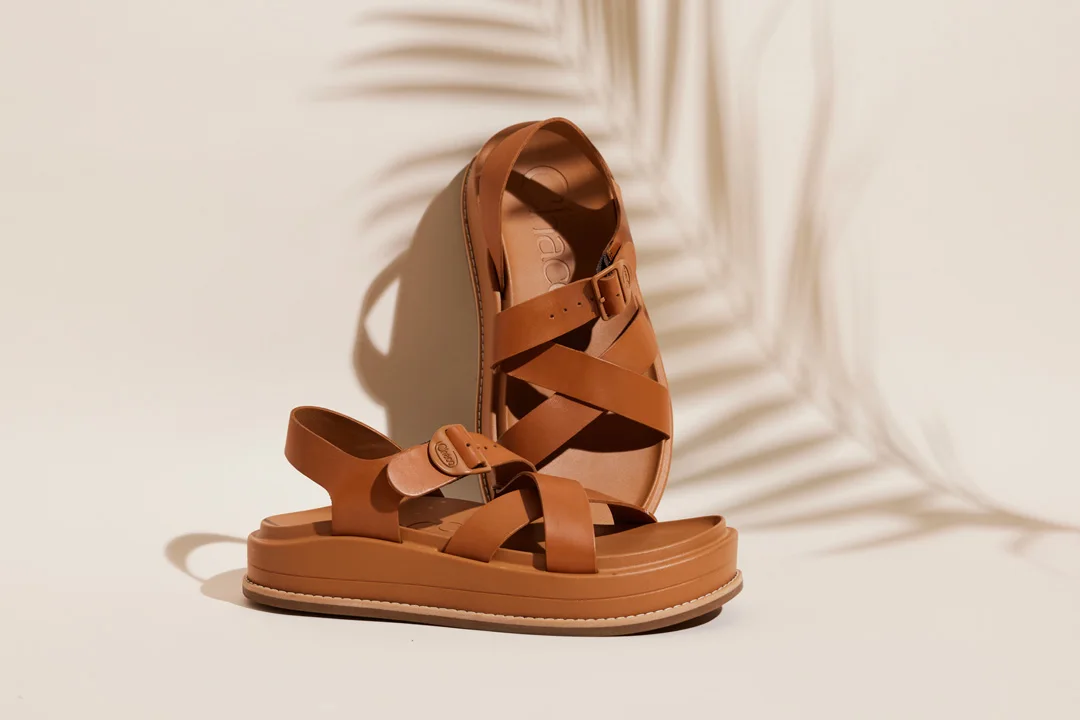 chaco-townes-midform-sandal-cashew-studio