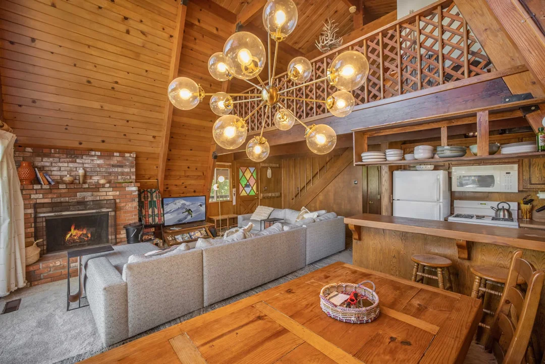 Big-Bear-Cabins-Stones-Throw-Cabin-1