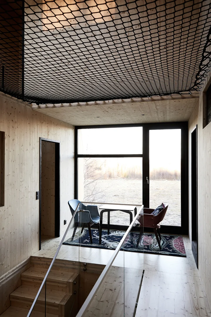 meteorite-cabin-finland-ateljé-sotamaa-net