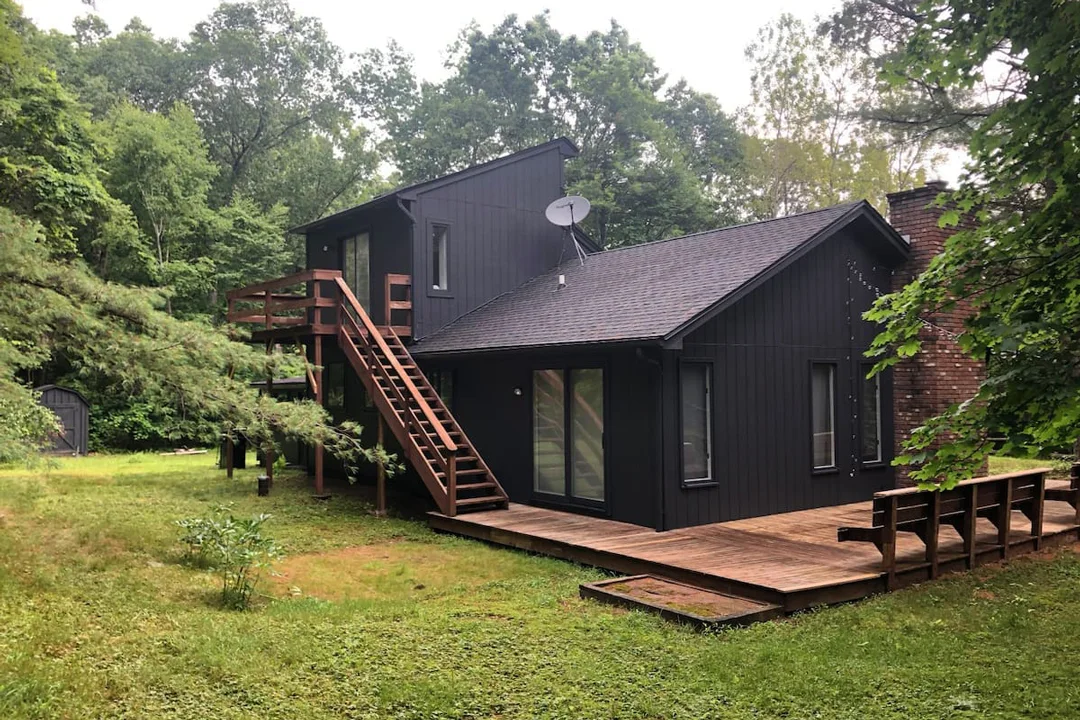 Hudson-Valley-RedHook-10Neighbors-Cabin-2