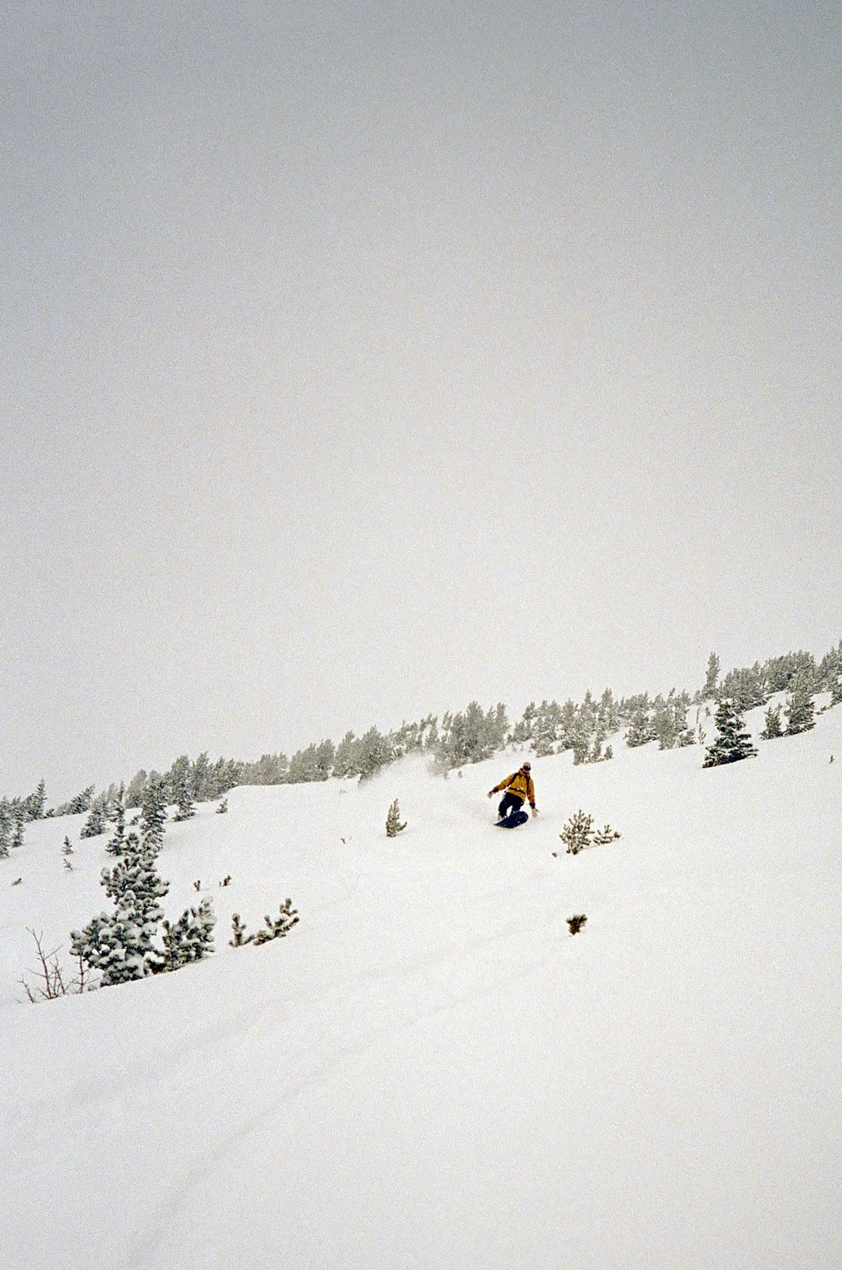 Bell-Lake-Yurt-Montana-Ski-FieldMag-31