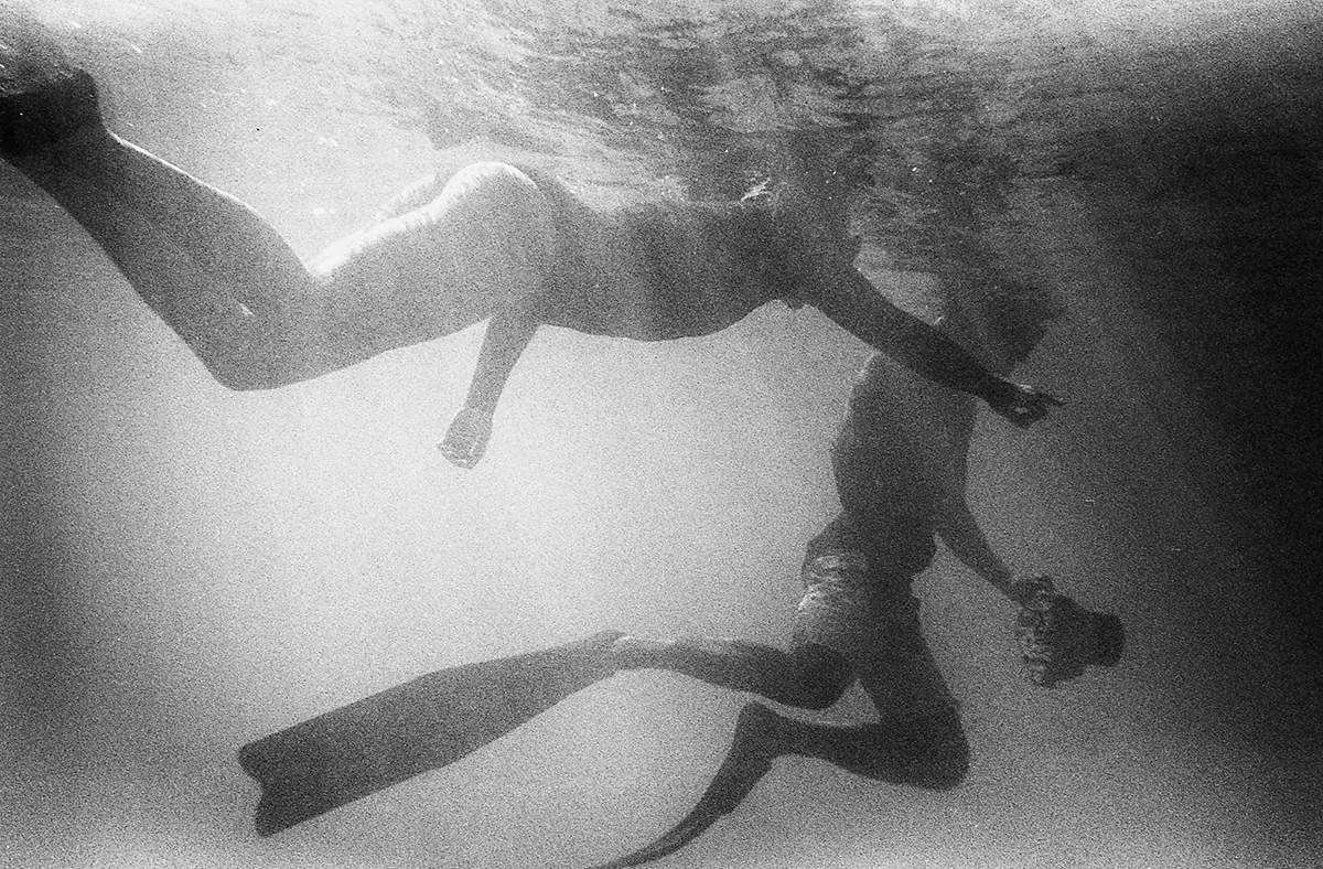 Andrew-T-Kearns-Nikonos-Diver-Fieldmag-2
