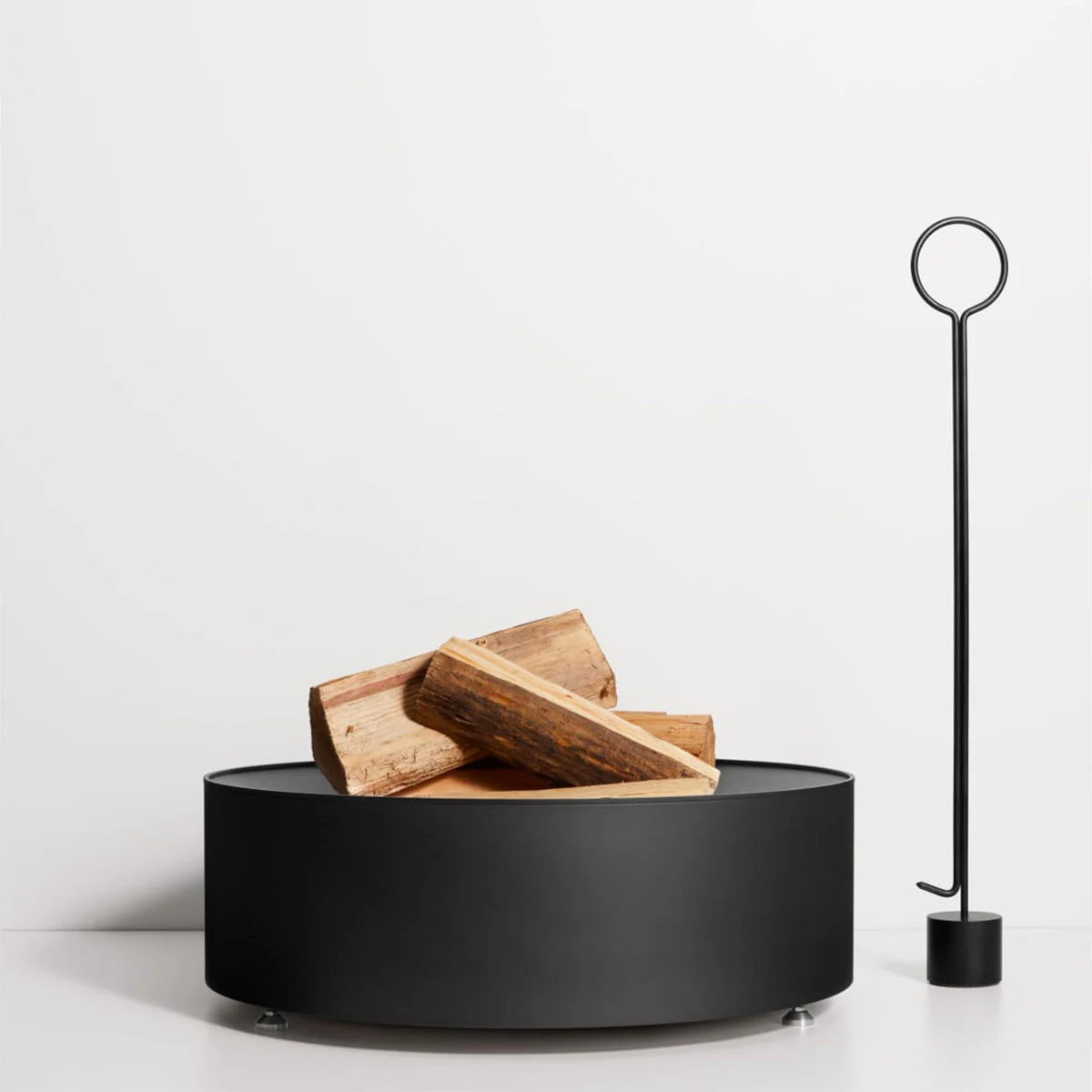 fire-pits-blu-dot-smokey-firepit