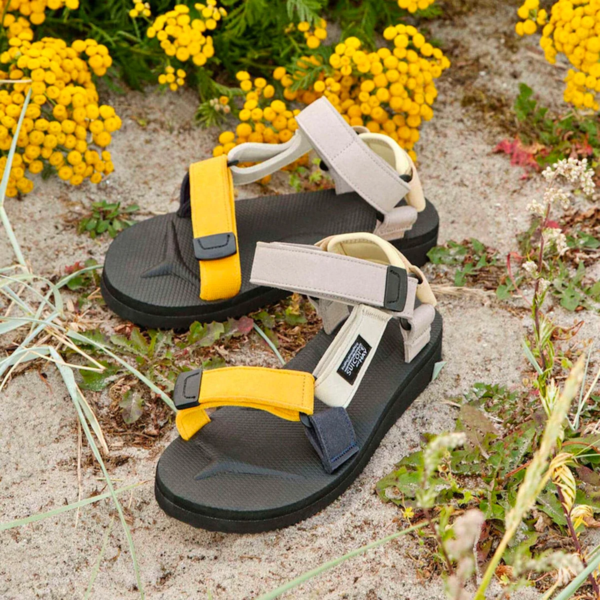 hay-suicoke-sandal-mango-splash