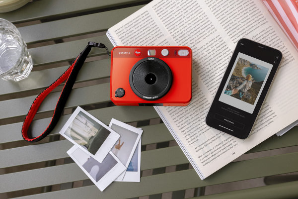 Leica's New Sofort 2 Digital Instant Camera Prints Your Favorite Photos