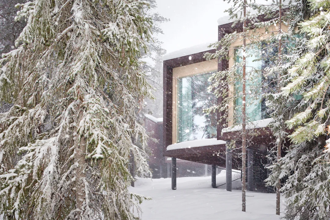 arctic-treehouse-hotel-finland-studio-puisto-snowy