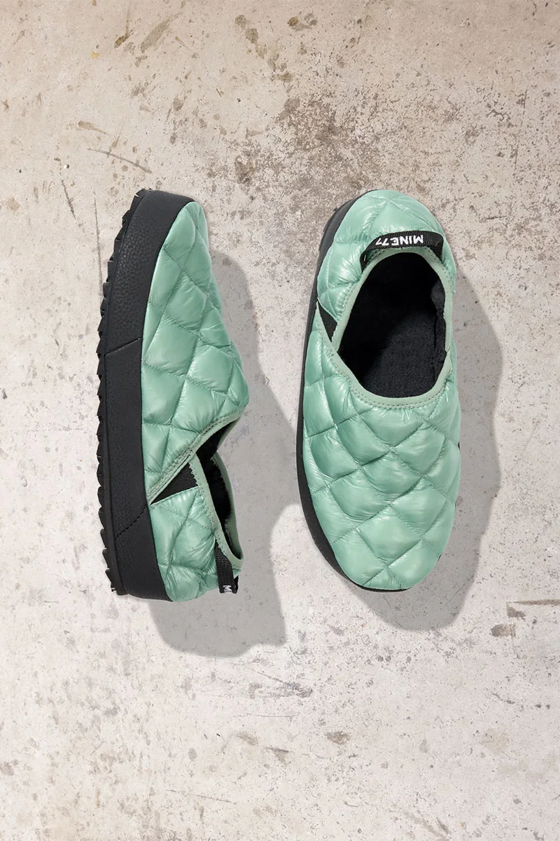 Burton-Mine77-Puff-Puff-Slipper