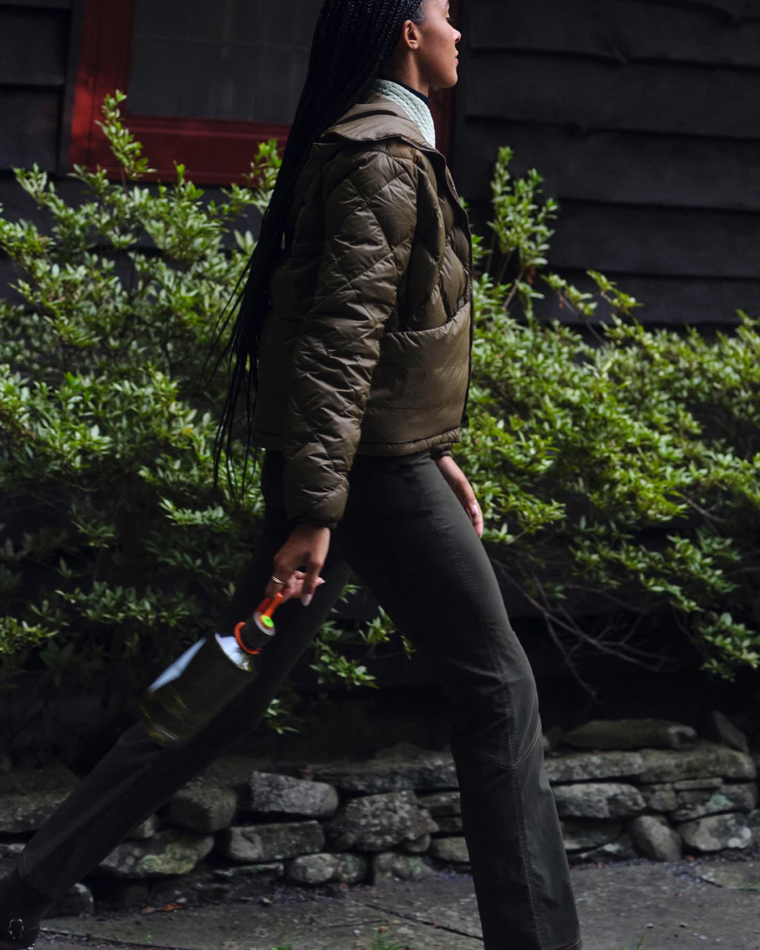 hikerkind-profile-lifestyle-jacket