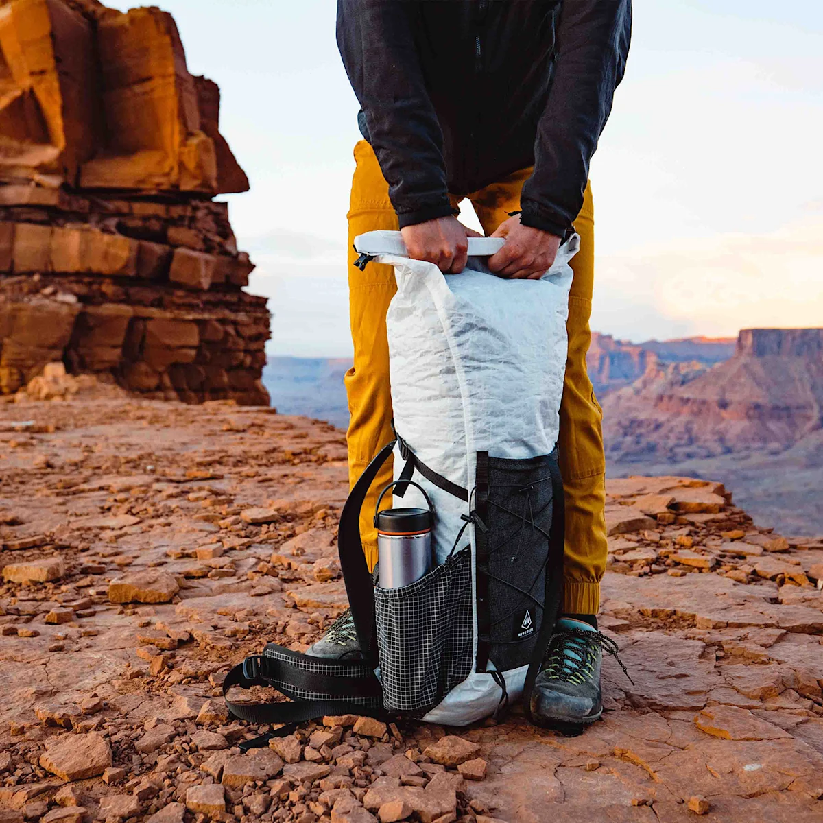 hyperlite-mountain-gear-elevate22-backpack-5