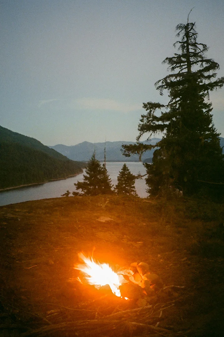 Brandon-Herrell-Bikepacking-Tips-campfire