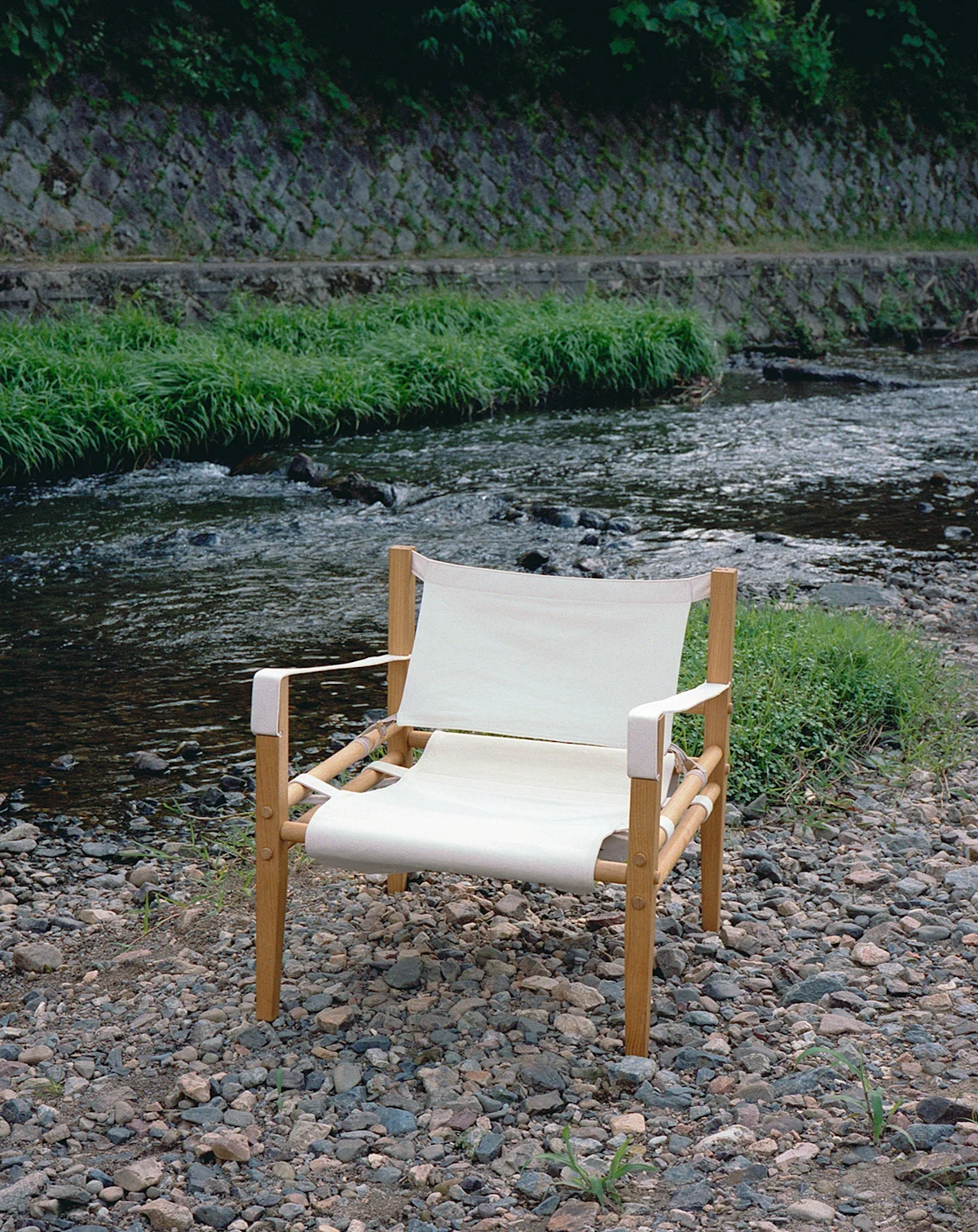 Chair1987-indoor-outdoor-camp-chair-river