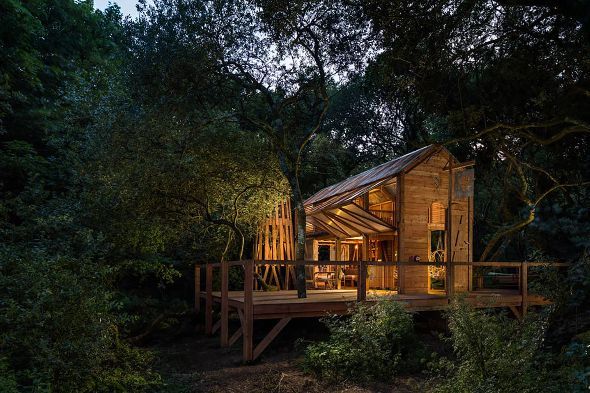 cornwall-glamping-site-the-danish-cabin