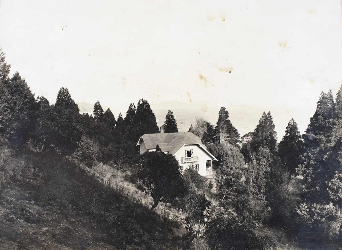 patagonia-argentina-reproduction-Florian-von-der-Fecht-house