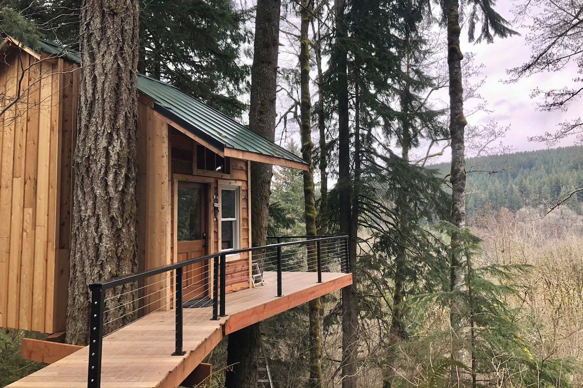 420 treehouse airbnb