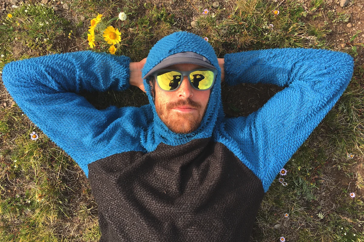 senchi-designs-wren-hoodie-laying