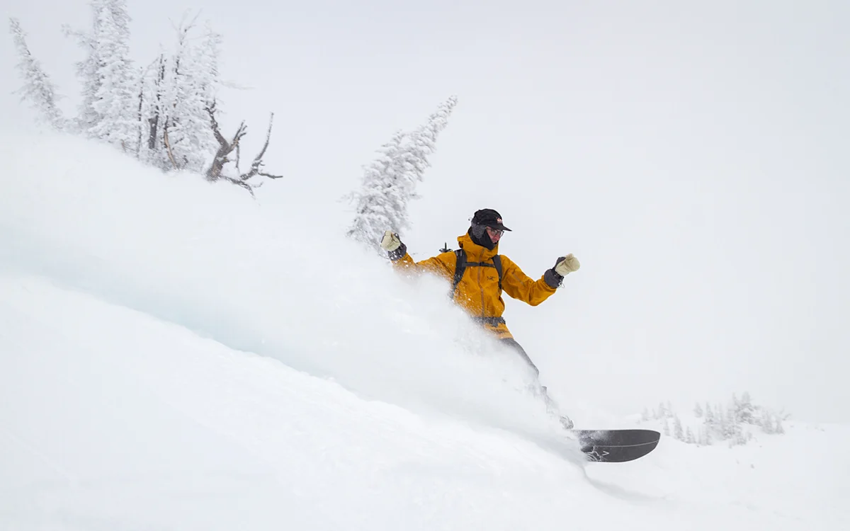 Fjell-Splitboard-review-FIeld-Mag-Pow-Slash