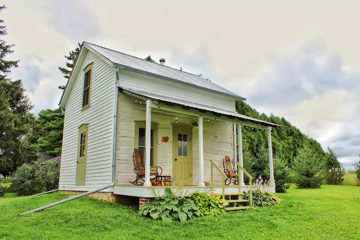 iowa-cabin-rentals-trout-river-log-cabin
