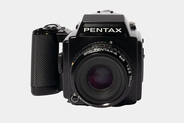 Pentax 645-thumbnail