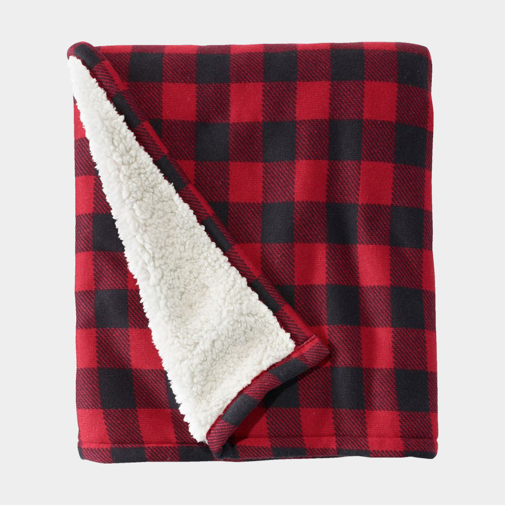 The 11 Best Fuzzy Blankets and Throws for Your Home Field Mag