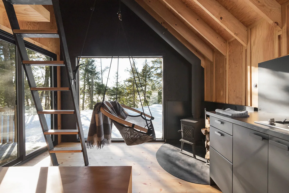 Quebec-A-Frame-Cabin-La-Pointe-2