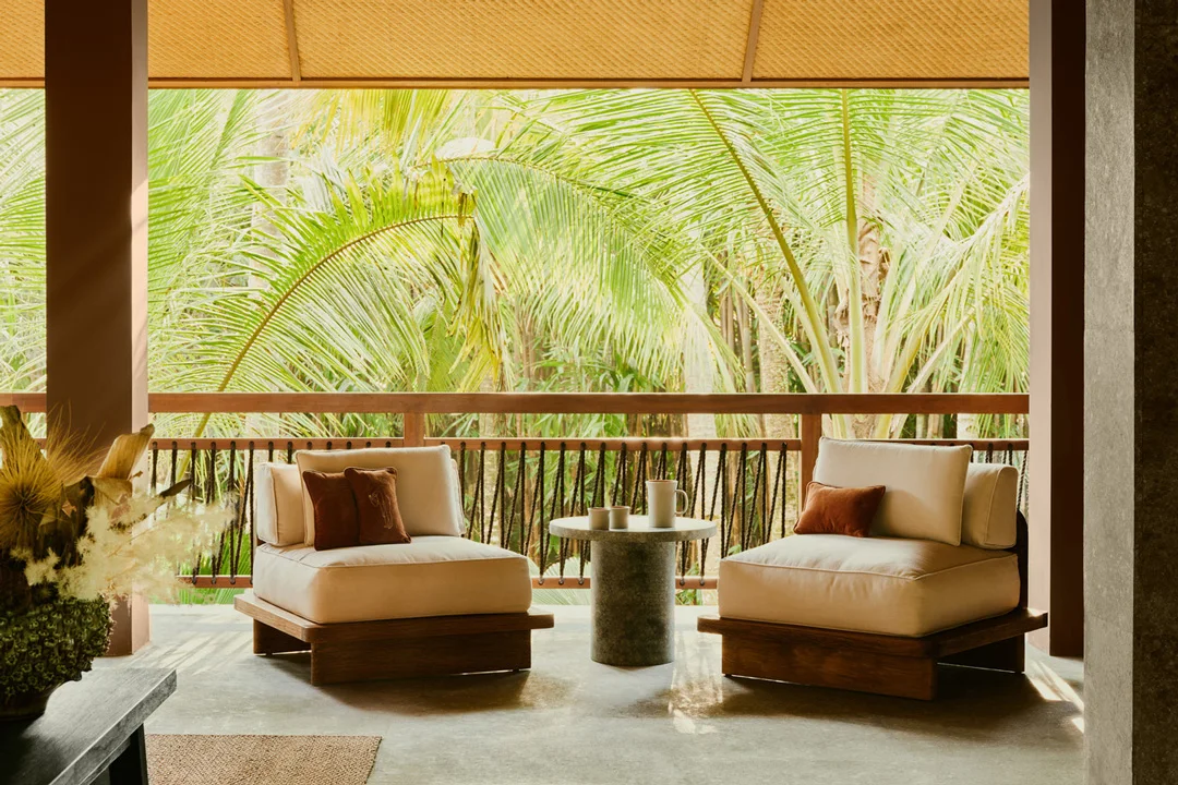 lost-lindenberg-pekutata-bali-indonesia-surf-lobby-chairs