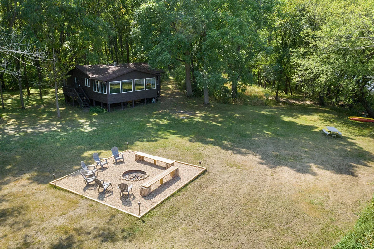illinois-cabins-rock-river-hidden-gem-cabin