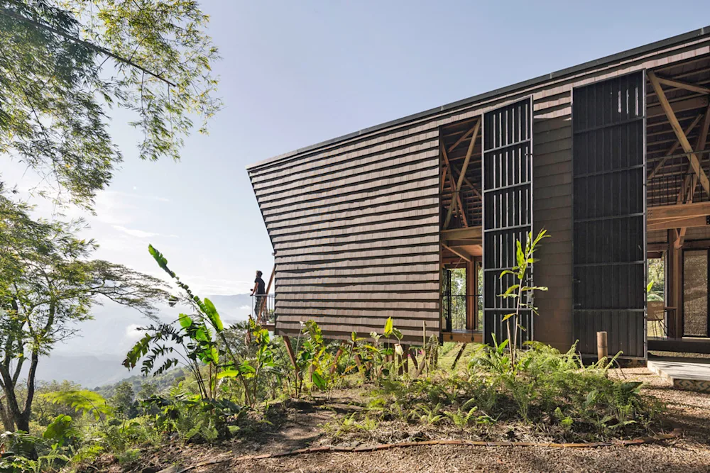 Casa Tejida Explores New Ways to Build in Rural Colombia