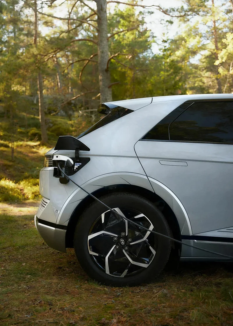 hyundai-powered-cabin-hyundai-ioniq-5