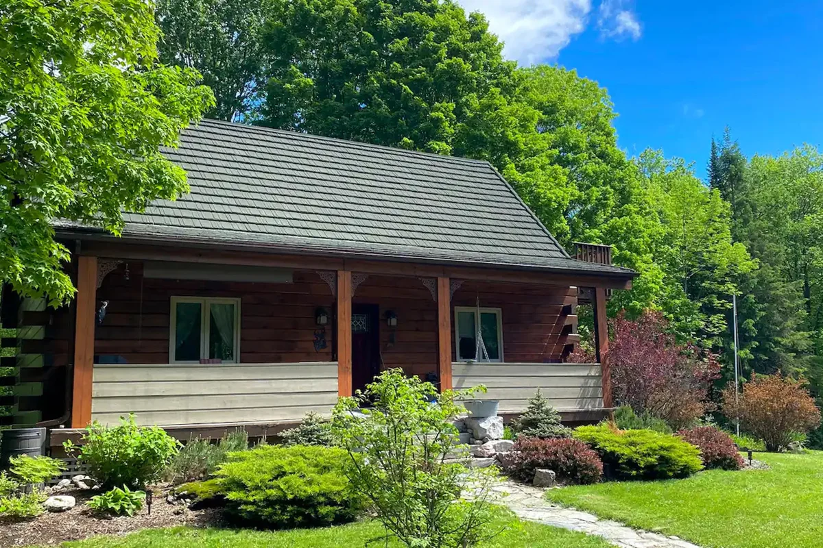 ontario-cabin-rentals-woodstone-cabin