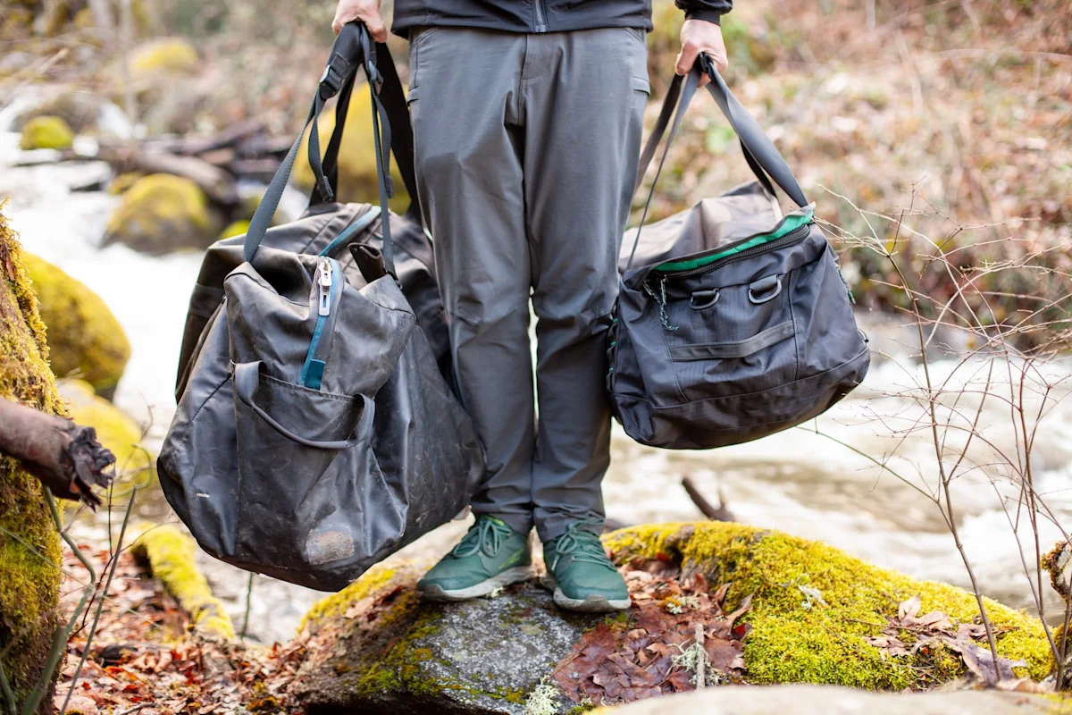 patagonia-black-hole-duffel-icon-old-v-new