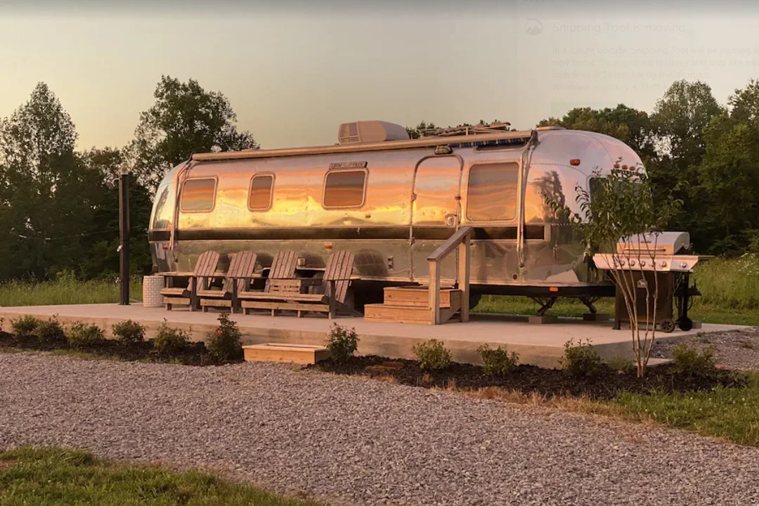 tennessee-hickman-county-renovated-airstream-exterior