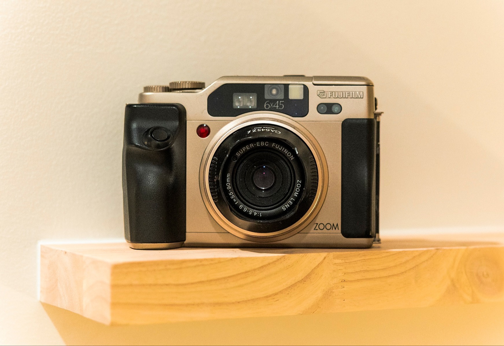 Fuji GA645Zi Review: The Best Medium Format Camera (That's Perfect for IG)
