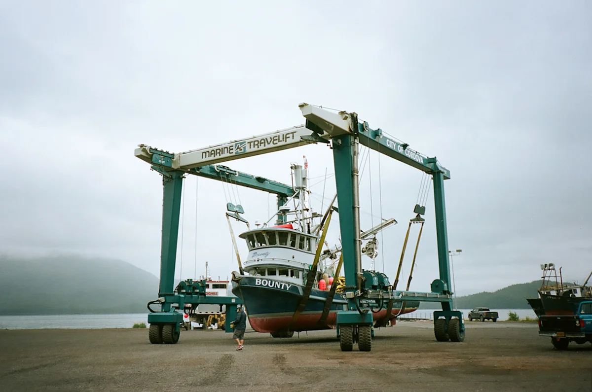 James-Barkman-Alaska-Salmon-Fishing-Fieldmag-6