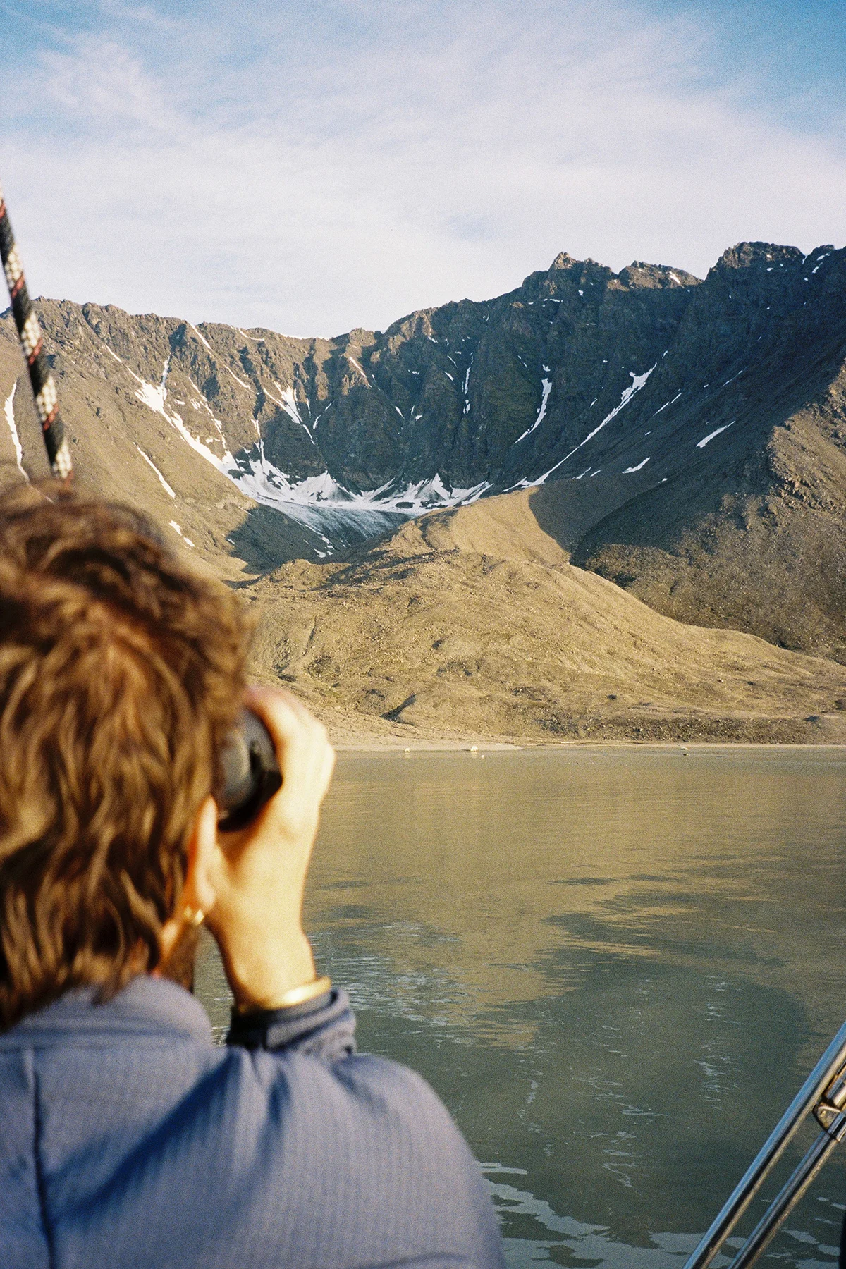 zeger-dox-svalbard-binoculars-vertical