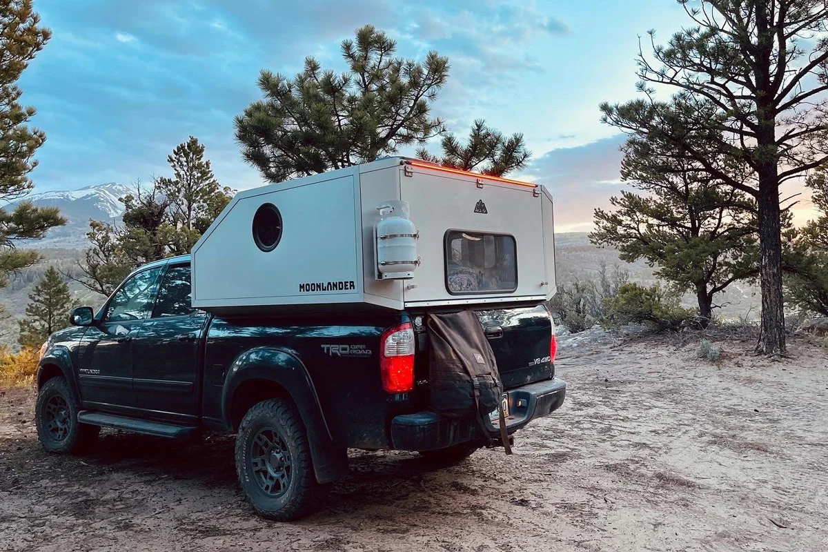 moonlander-truck-topper-profile
