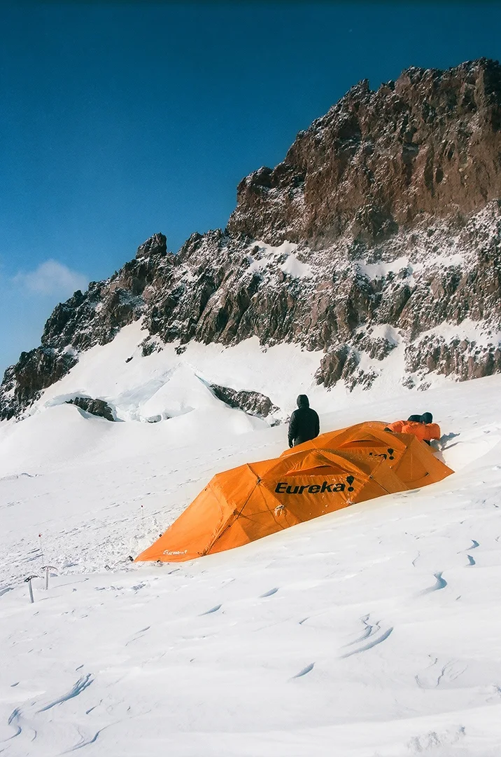 Alex-Eaton-Climb-Rainier-June-Fieldmag-13