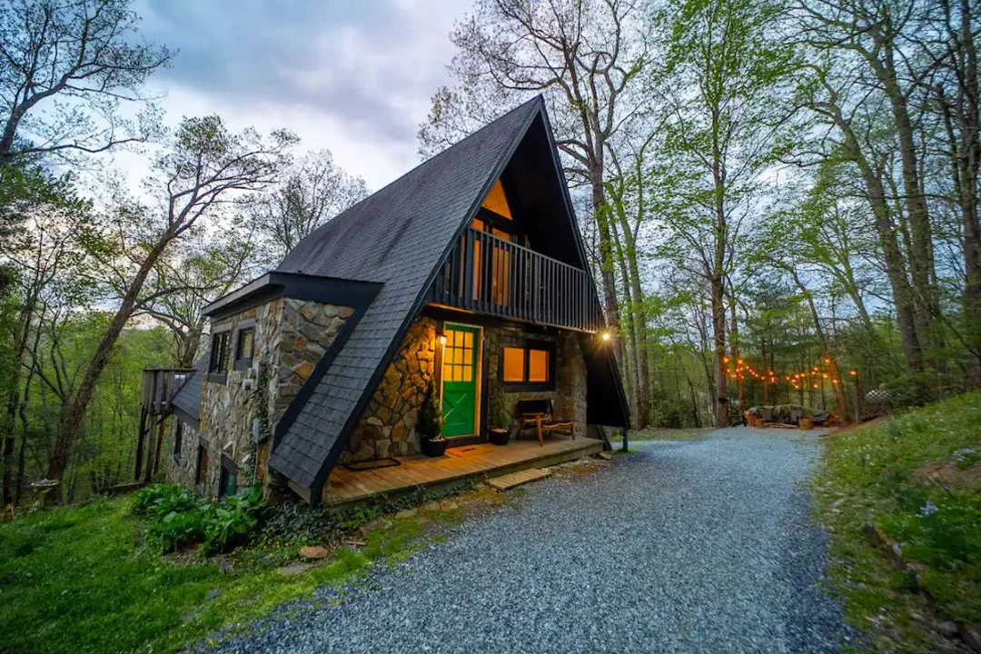 sugar-grove-north-carolina-appalachian-a-frame-exterior