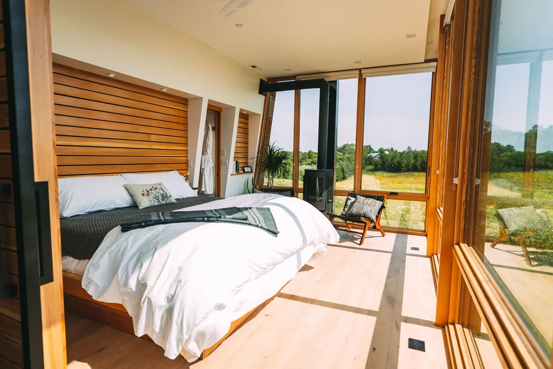 metallark-tower-nordlys-wisconsin-sala-architects-bedroom