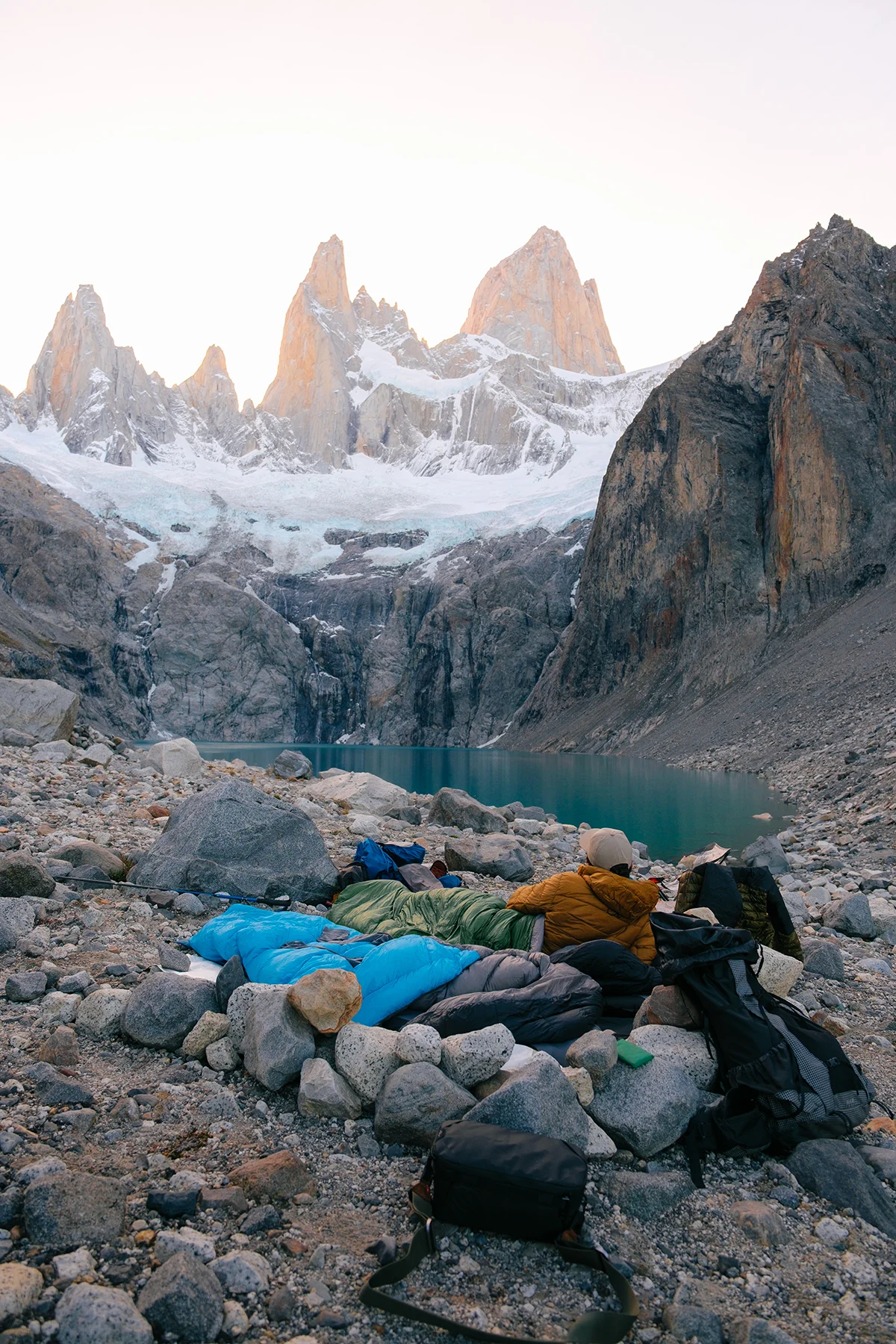 muscovy-down-zenbivy-Ultralight-Muscovy-900FP-patagonia-vertical