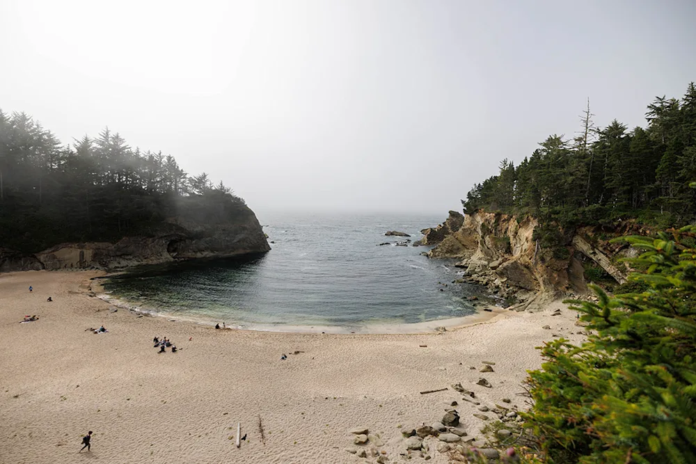 Where to Stay and What to Do While Visiting the Southern Oregon Coast