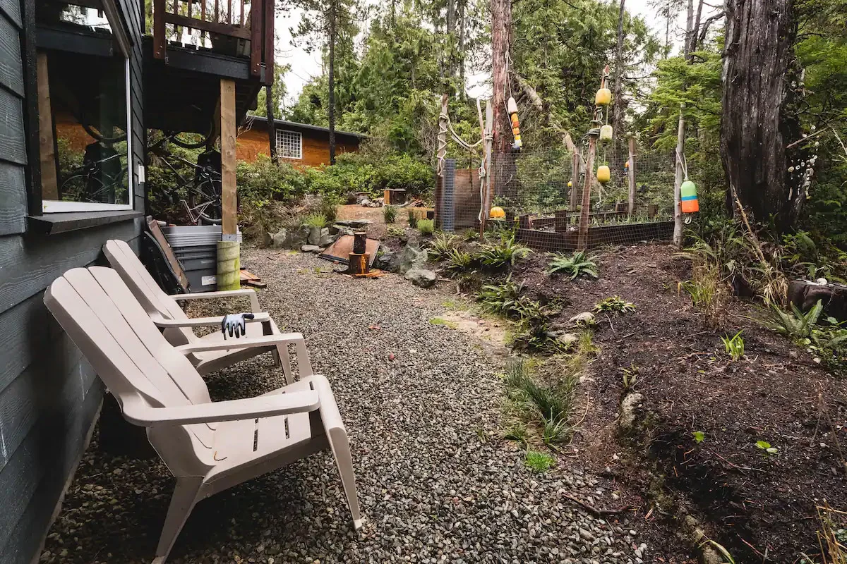 tofino-cabins-warung-ombak