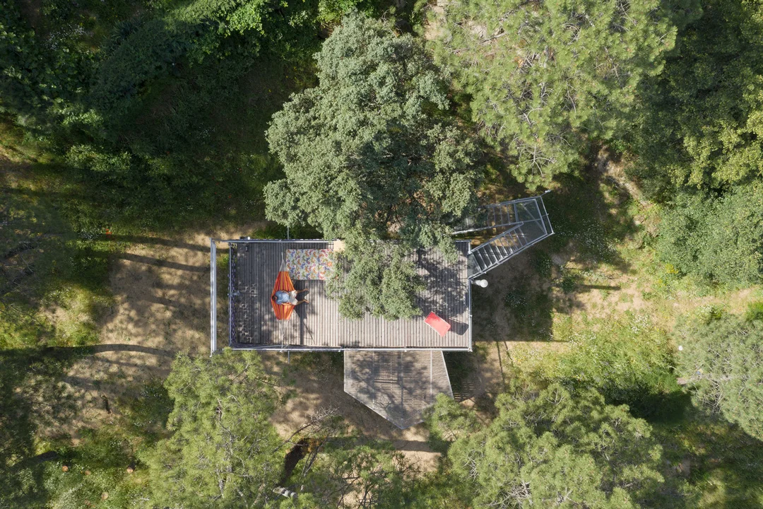(Synanthro)Love-Shack-Spain-Husos-Architects-1
