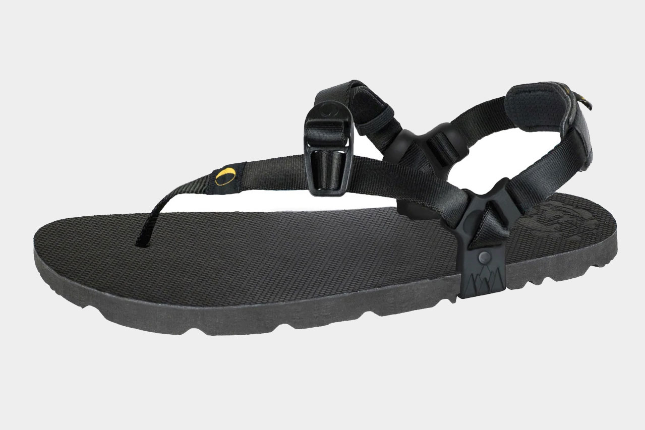 10 Best Hiking Sandals for Men \u0026 Women 