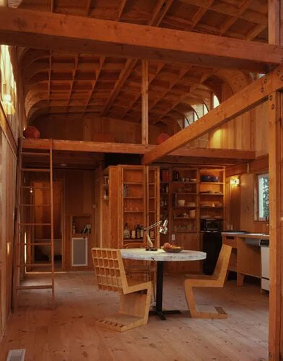 Montauk-Cabins-Contemporary-Beach-Cottage-2